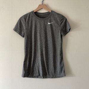 nike dri fit t-shirt / XS / heather gray